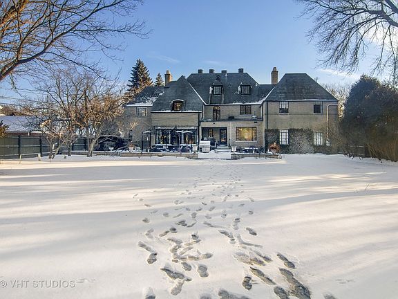 4th image of 2949 Payne St