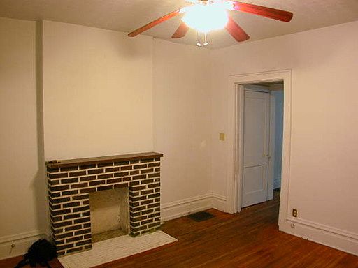 2nd image of 320 E 19th Ave