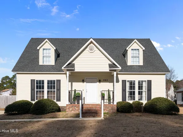 905 Autumn Drive, Greenville, NC 27834