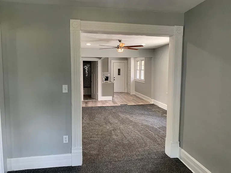 337 1/2 S Prospect St #337-1/2 — Photo 5