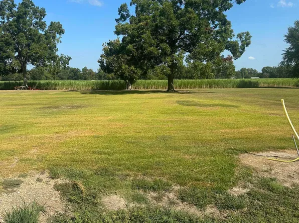 7097 Mitchell Ln, Morganza, LA 70759