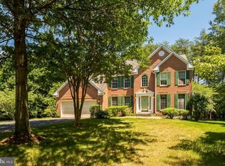 8101 Willowgate Pl, Glenn Dale, MD 20769