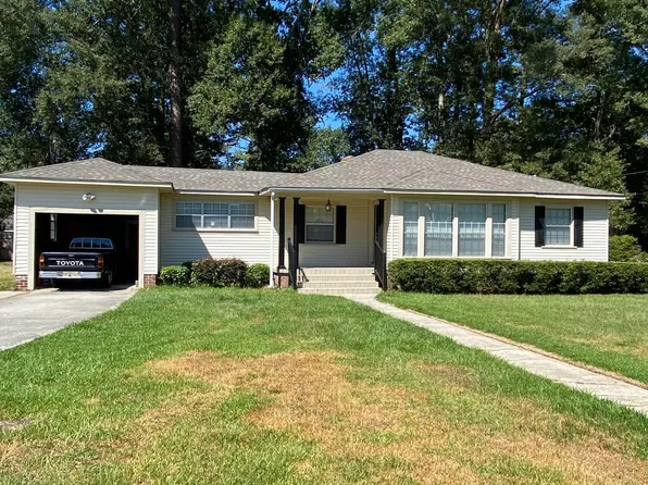 524 Stovall Ave, Picayune, MS 39466