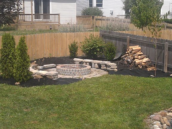 3rd image of 7912 Meranda Dr