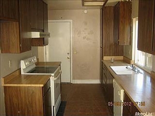 3rd image of 3645 Granby Dr