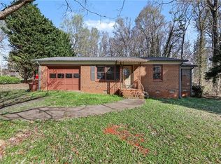 207 Auden Dr, Greensboro, NC 27406