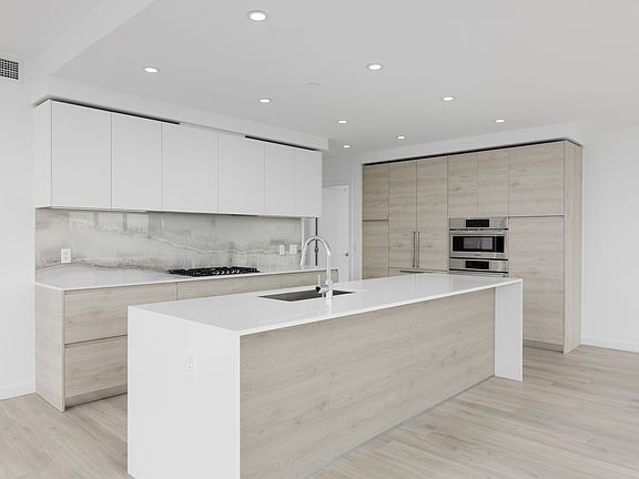 2nd image of 660 Quayside Dr #3702