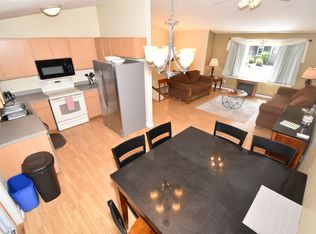 5 Sumac Trl, Narragansett, RI 02882