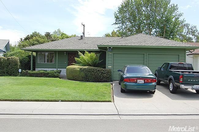 1st image of 3112 De Ovan Ave