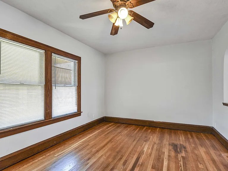 1909 Broadview Ct — Photo 5