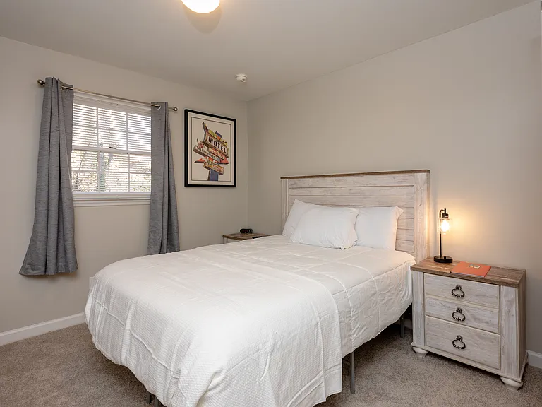 4115 Old Vineyard Rd — Photo 10