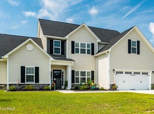 4006 Sharpnose St, New Bern, NC 28562