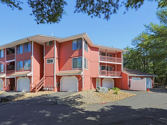4th image of 15 1st St Unit A-2