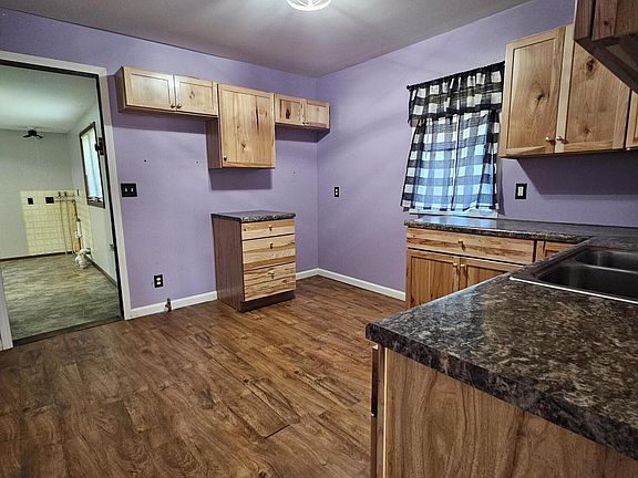 4th image of 6915 W 130th Pl