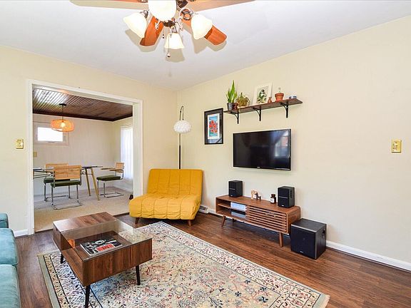 5th image of 2527 Averett St NW
