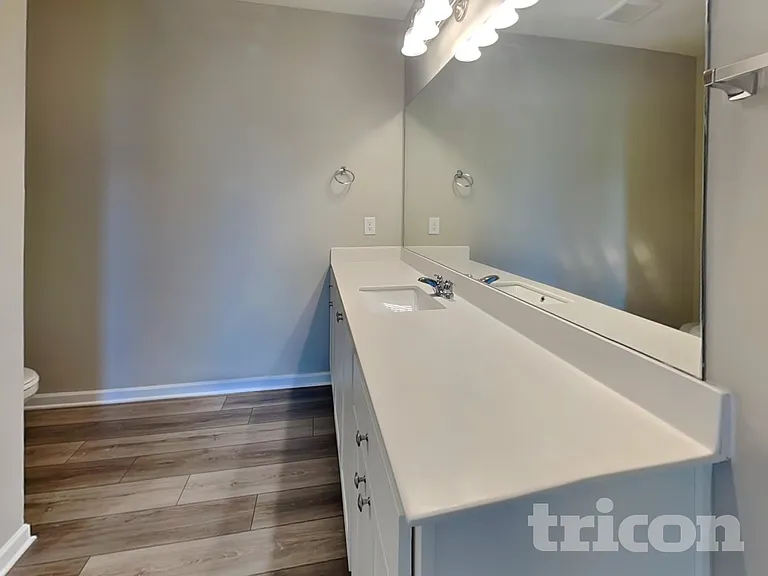 297 McCall Way — Photo 6
