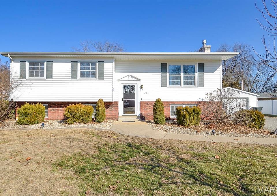 1st image of 203 Elizabeth Dr