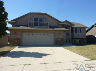 7309 W 64th St, Sioux Falls, SD 57106