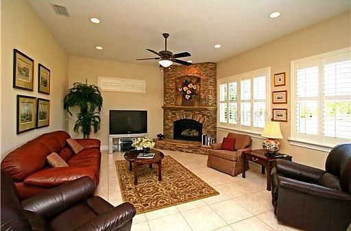 3rd image of 1570 Kennesaw Dr