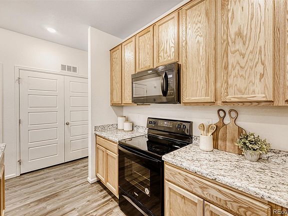 5th image of 18004 E 103rd Avenue