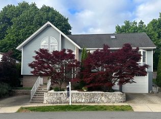 20 Roosevelt Rd, Medford, MA 02155