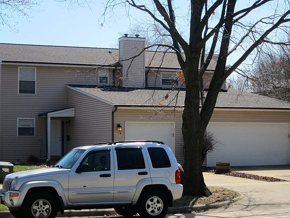 1 Car Garage, Parking off street and Bike Path