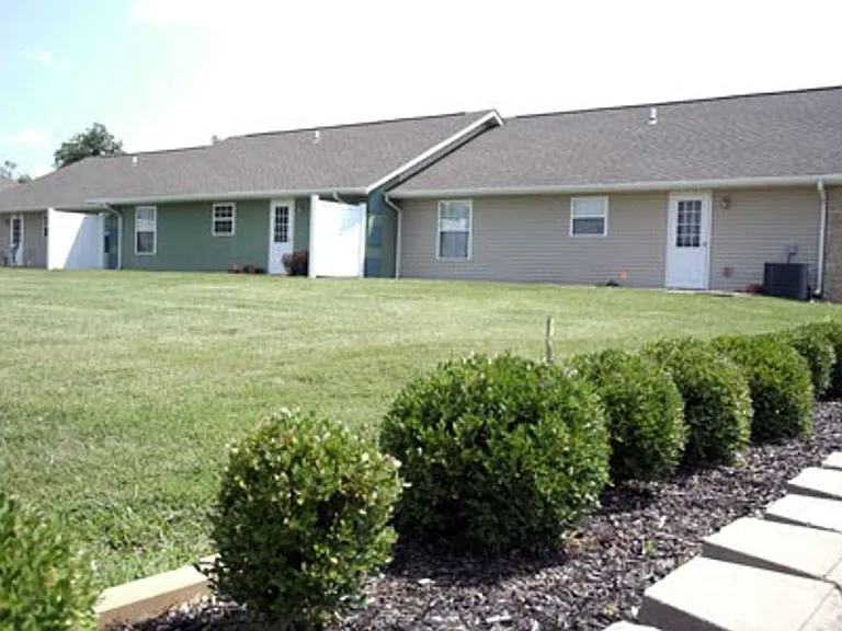 1403 Guardian Pl — Photo 3