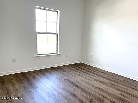 4th image of 120 Lightbourne Dr