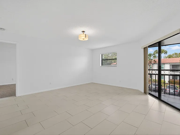 484 Santa Cruz Pl NE #G — Photo 5