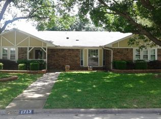 1713 Danish Dr, Grand Prairie, TX 75050
