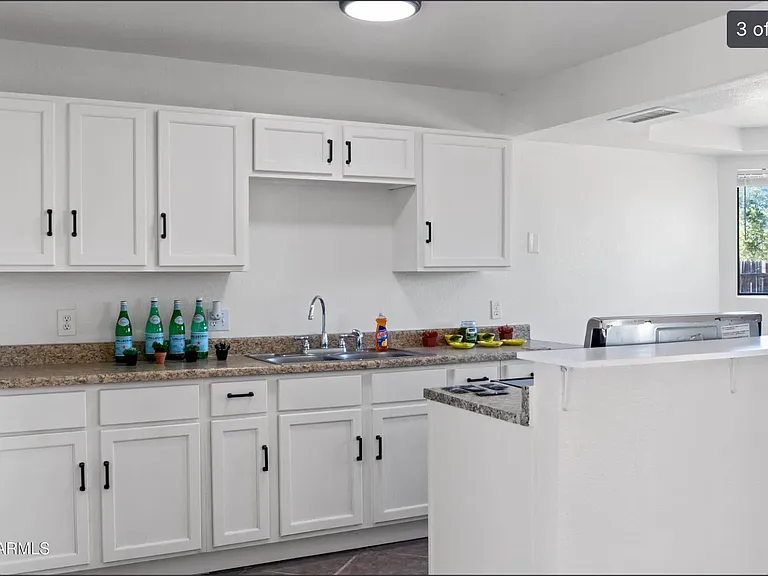 944 W Calle Tuberia — Photo 15