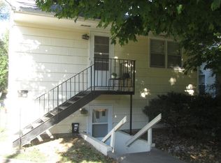809 S Summit St, Iowa City, IA