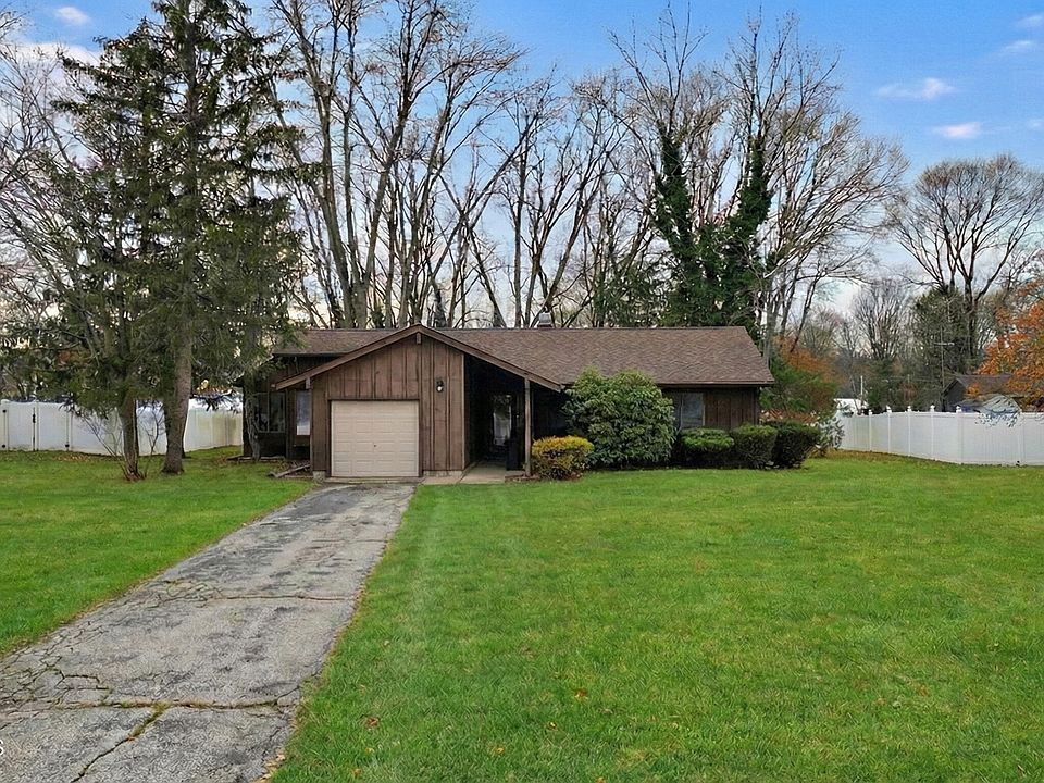 15 Summit Avenue, Manalapan, NJ 07726 | Zillow