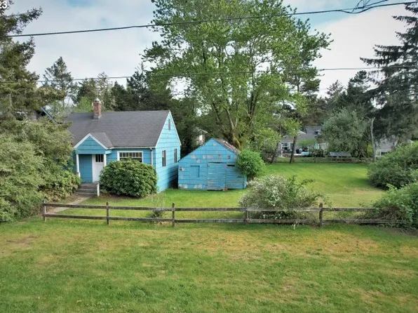 669 C St, Gearhart, OR 97138