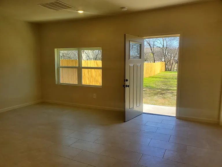 118 Esmeralda Dr #103 — Photo 27
