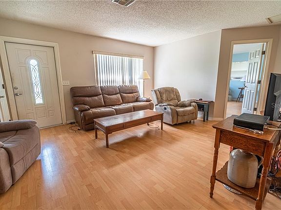 4th image of 1788 Banyan Dr
