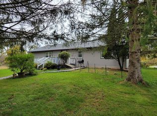 2015 Scrabble Rd, Martinsburg, WV 25404