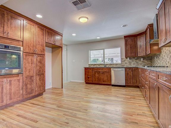 3rd image of 3857 Terra Vista Way