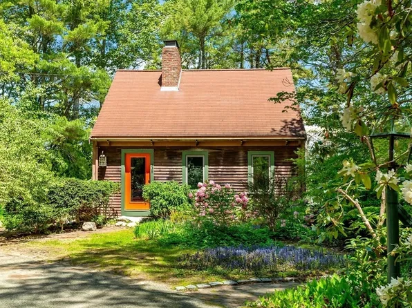538 Lumbert Mill Rd, Barnstable, MA 02630