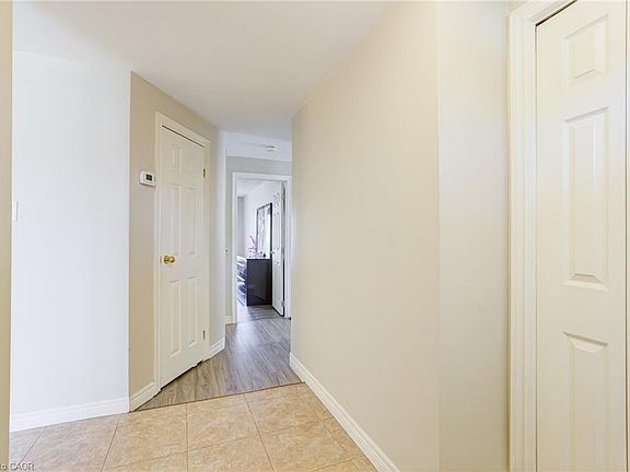 3rd image of 22 Blackhorne Cres