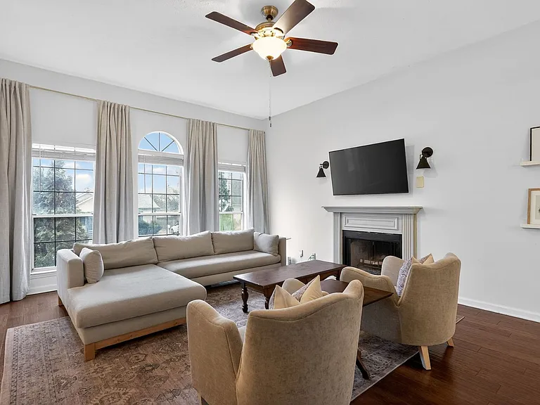 3016 Brantley Dr — Photo 14