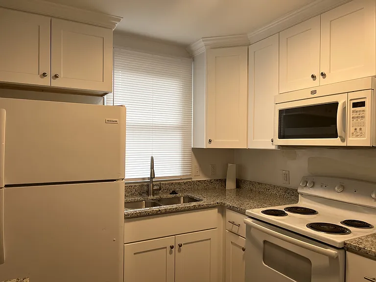 2509 Border Rd — Photo 11