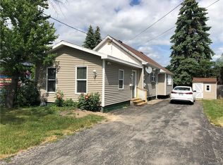 3019 Lincoln St, Niagara Falls, NY 14305