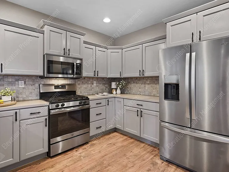 952 Timber Pine Dr — Photo 10