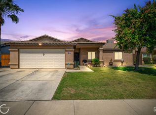 408 Isla Bonita St, Bakersfield, CA 93307
