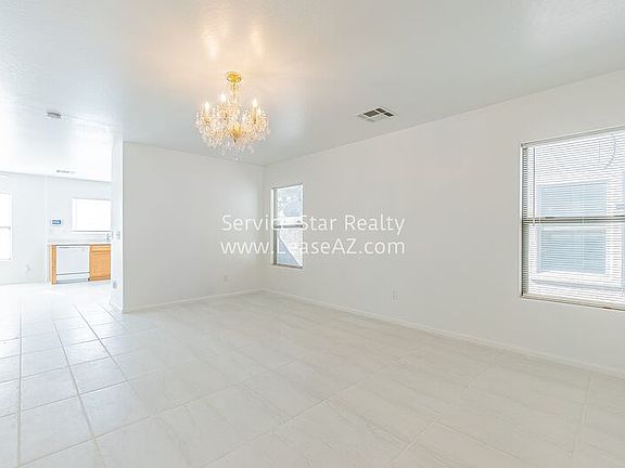 5th image of 10809 W Mariposa Dr
