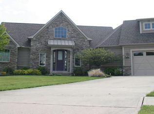 4127 Deer Run, Seven Hills, OH 44131
