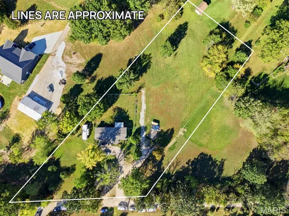 167 Menne Rd, O'Fallon, MO 63366