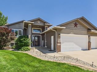 3212 S Triple Play Ave, Sioux Falls, SD 57110