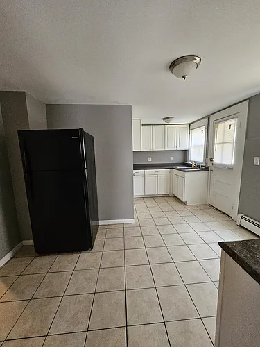 18 Maple St Photo 1